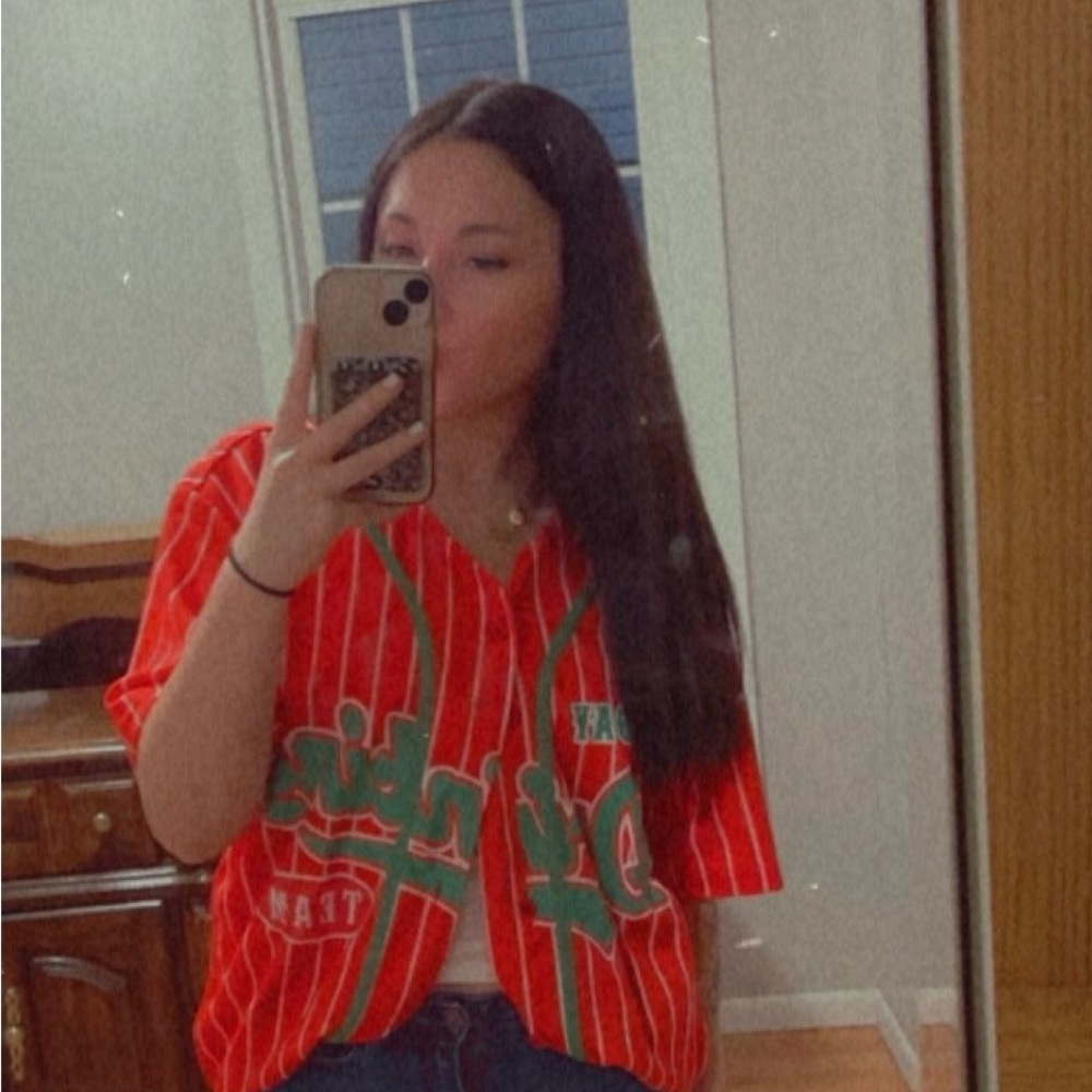 Meet your Posher, Jenik